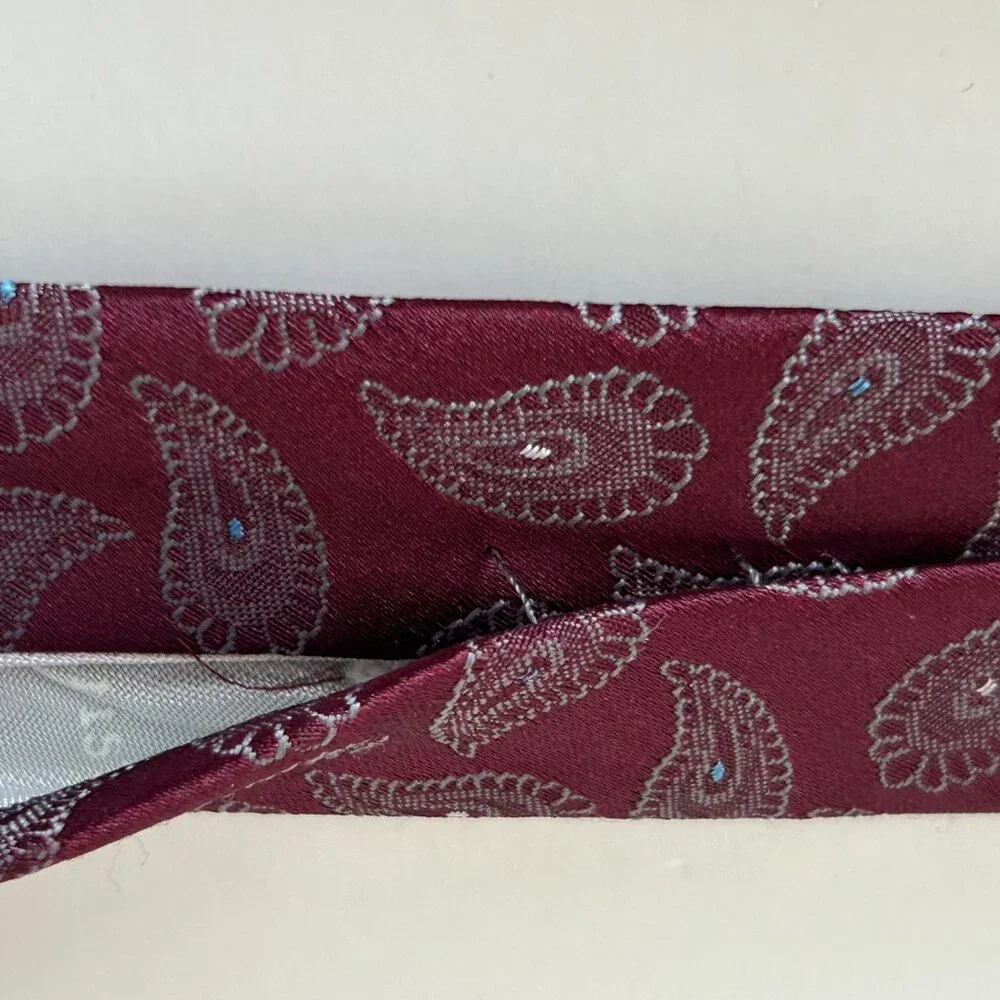 Vintage Christian Dior Mens Burgundy Red Neck Tie Paisley Polyester Woven Italy